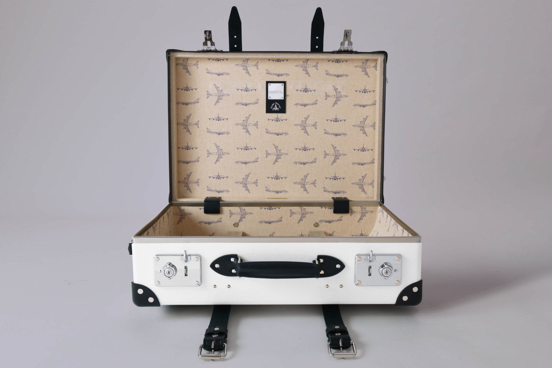 Limited-Edition British Airways 747 Luggage - Live and Let's Fly